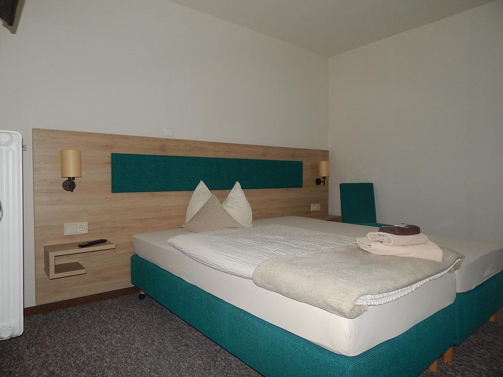 Hotel-Lindenhof Rauschenberg Ruang foto